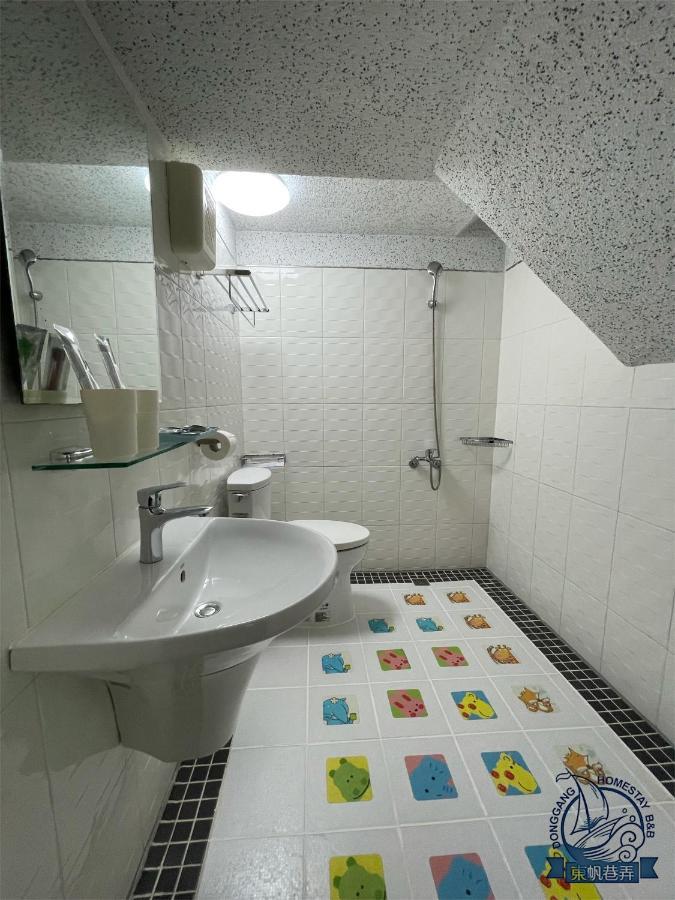 Donggang Homestay-Dongfan Екстериор снимка